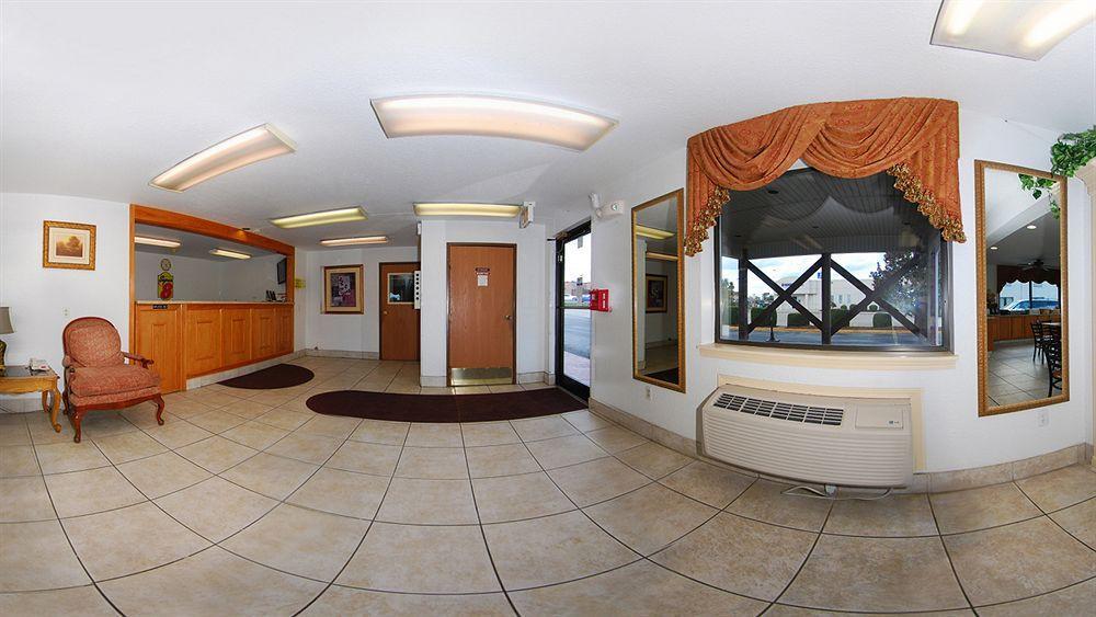 Super 8 By Wyndham Richmond Hotel Luaran gambar